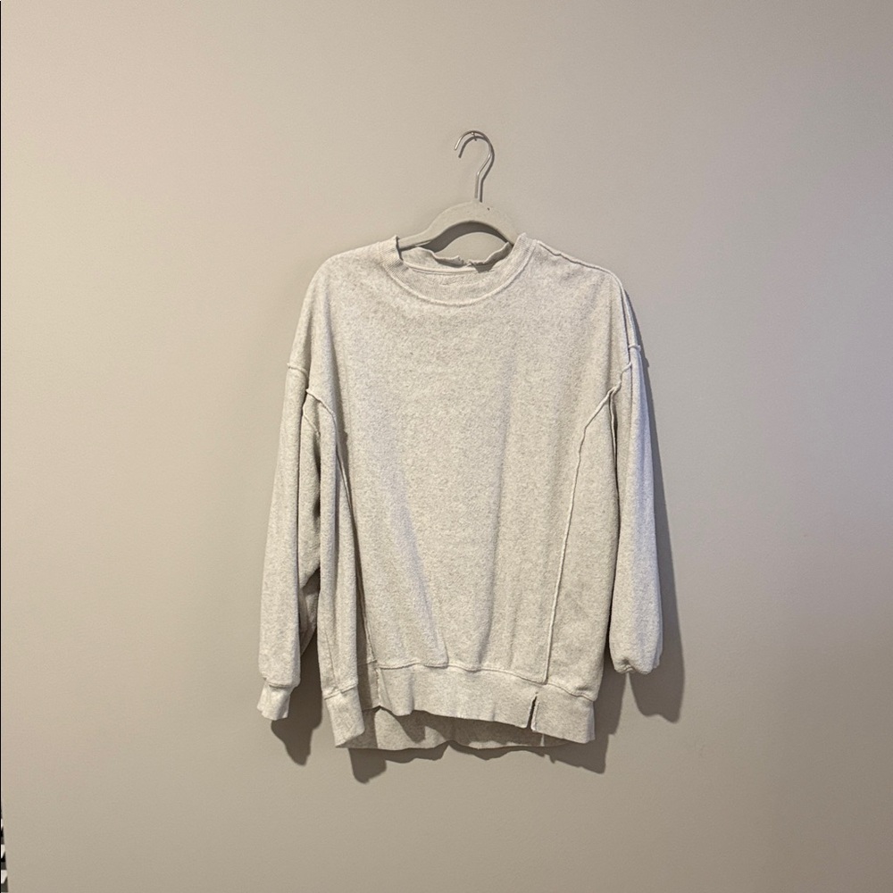 Aerie Light Gray Women's Crew Neck Sweater